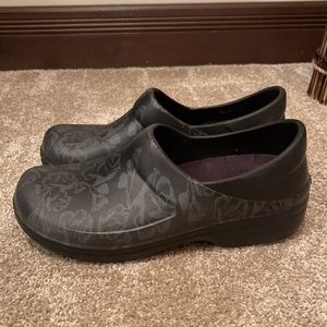 Crocs Flower Women’s Shoes